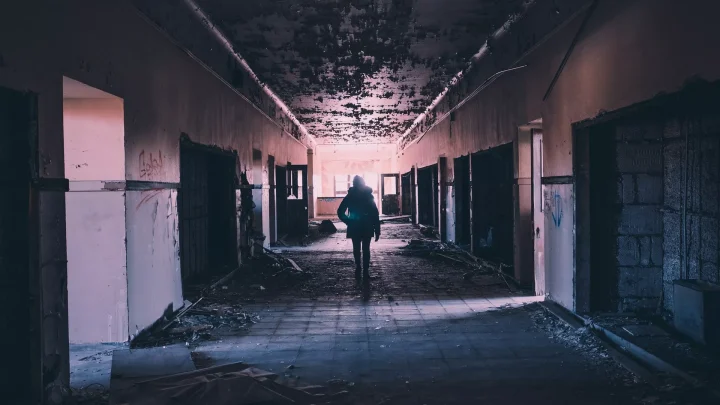 Hallway 1245845 1920 720x405